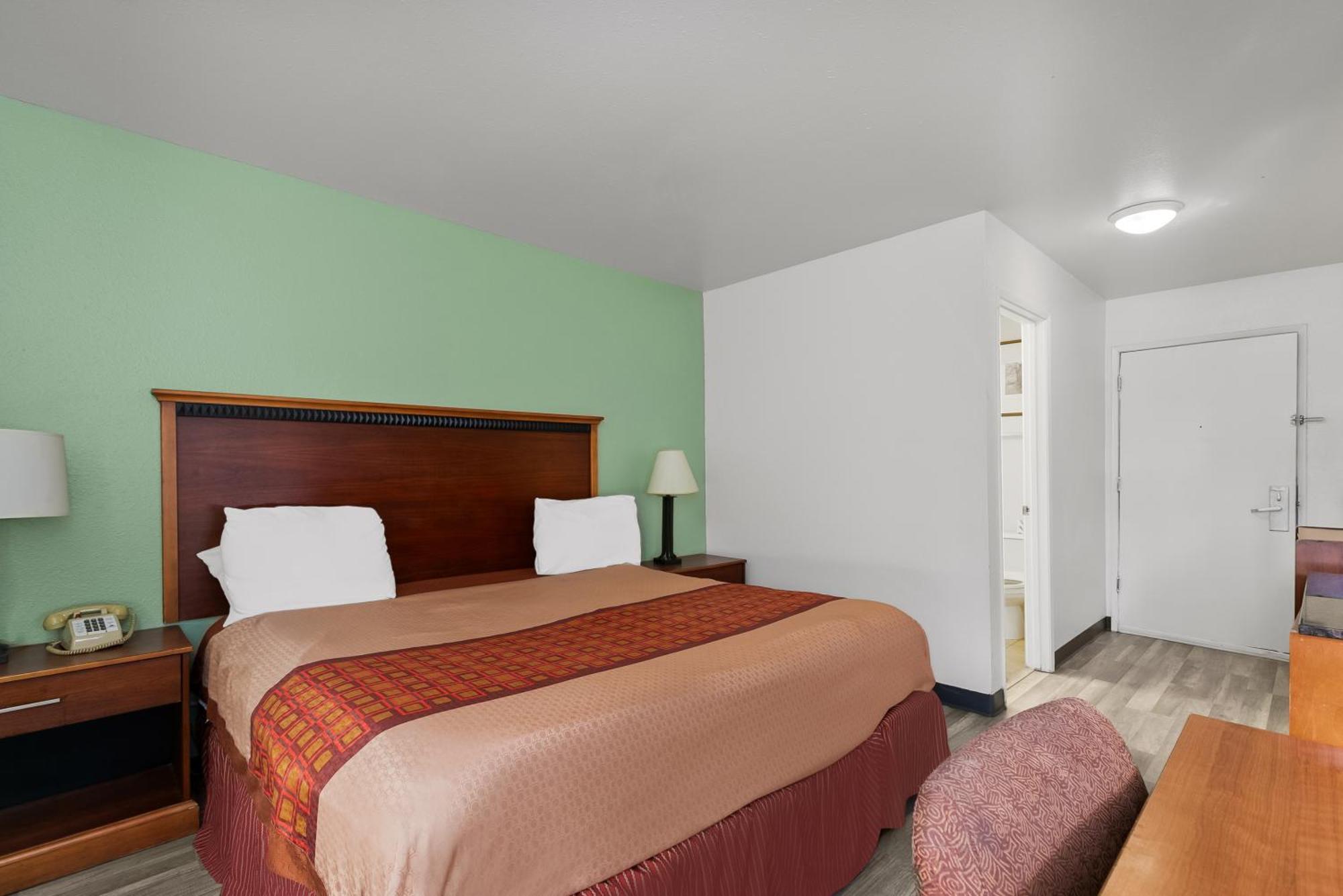 Americas Best Value Inn - Lincoln Airport Dış mekan fotoğraf